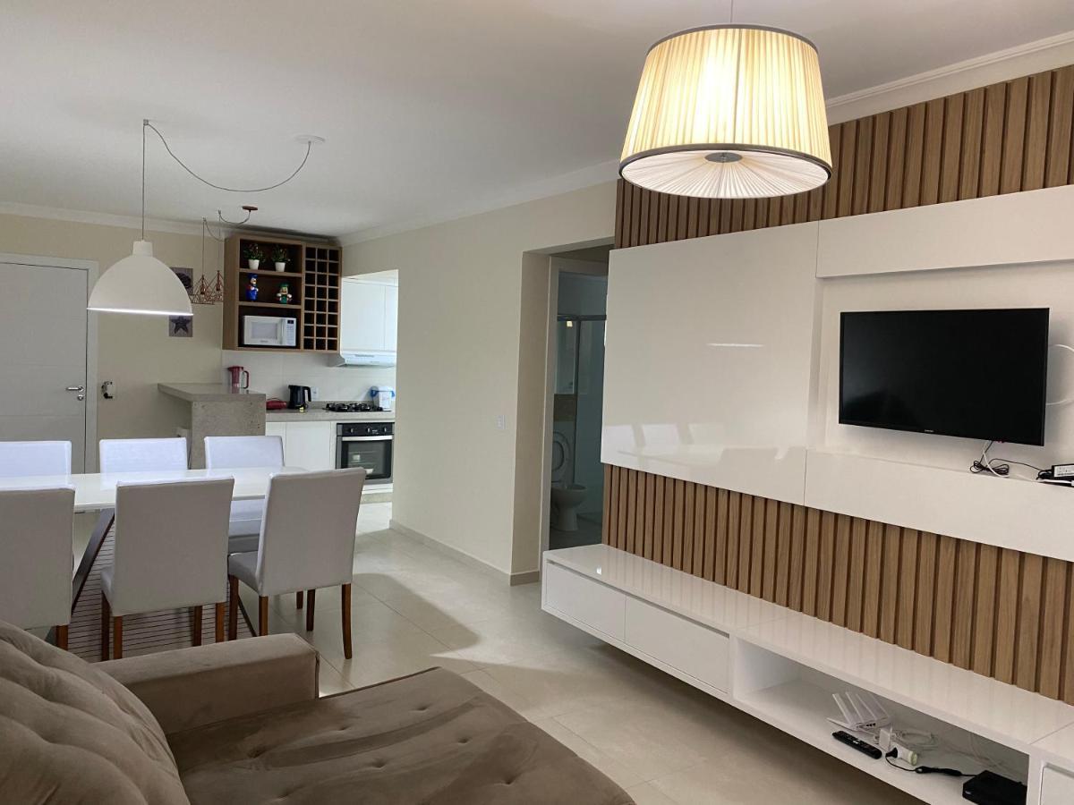 Apartamento Praia De Bombas Бомбиняс Екстериор снимка